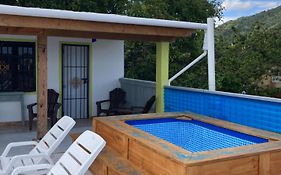 Spacious 2 Bed Apartment + Stunning Roof Terrace